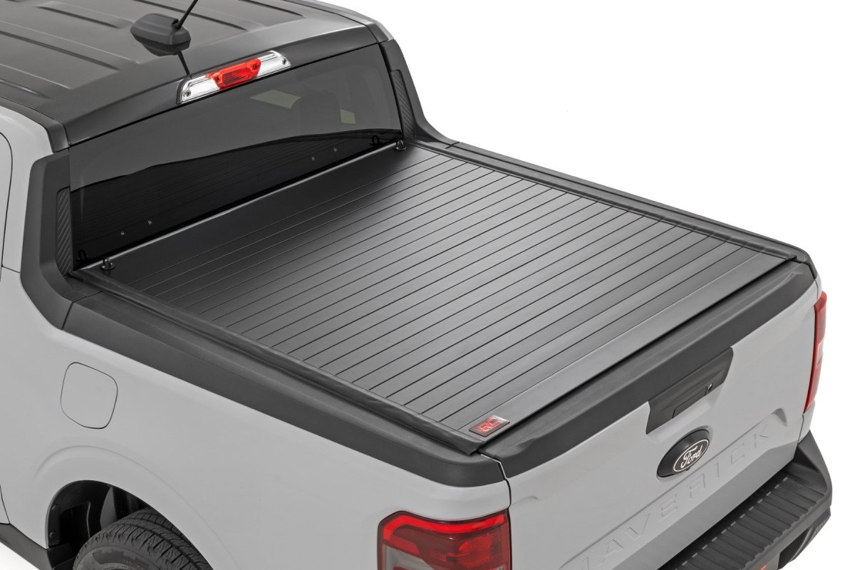 Ford Maverick Hard Roll-Up Bed Cover - Rough Country - Hard Roll-Up, Aluminum Slats, Auto-Latching, Black Powder-Coated Frame, 4'6
